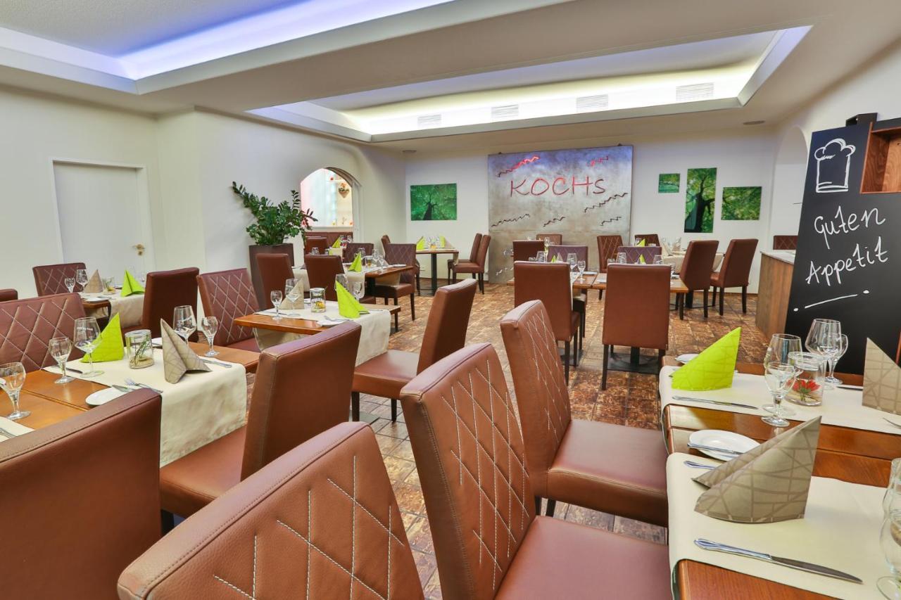 Hotel Zur Pfalz คันเดล ภายนอก รูปภาพ